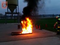 03.04.2017 Übung mit Feuerlöschern