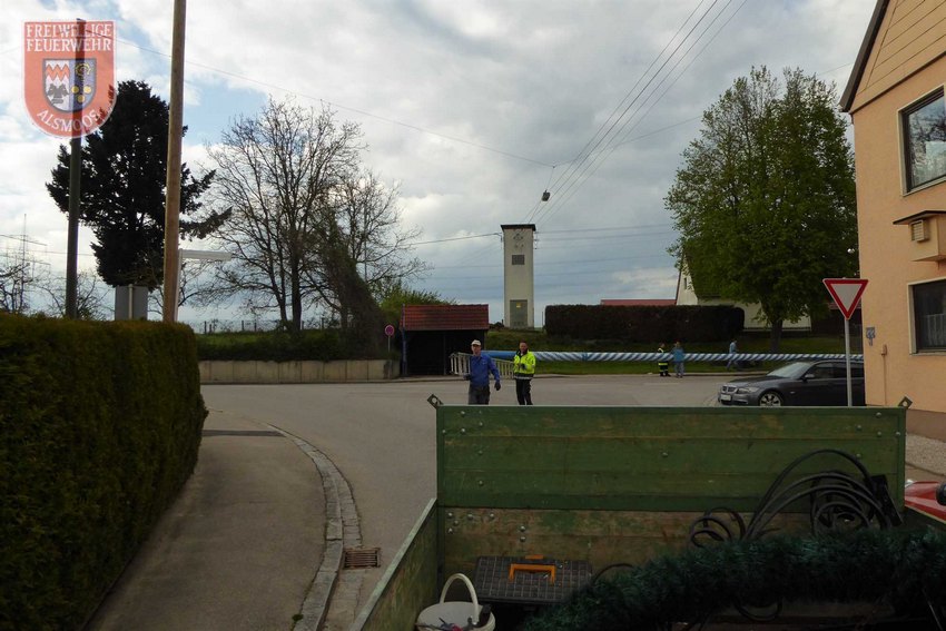 2017-05-09_maibaum_umlegen_057.jpg