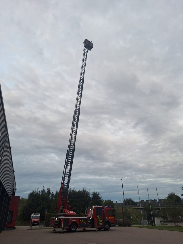 2024-09-25_jugenduebung-drehleiter-aichach_007.jpg